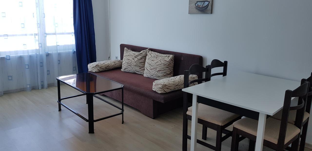 Blue Bay Palace Apart Complex Pomorie Exterior photo